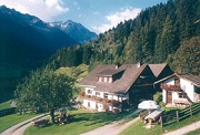 Urlaub auf dem Bauernhof - Hofschank Nösslerhof in Antholz